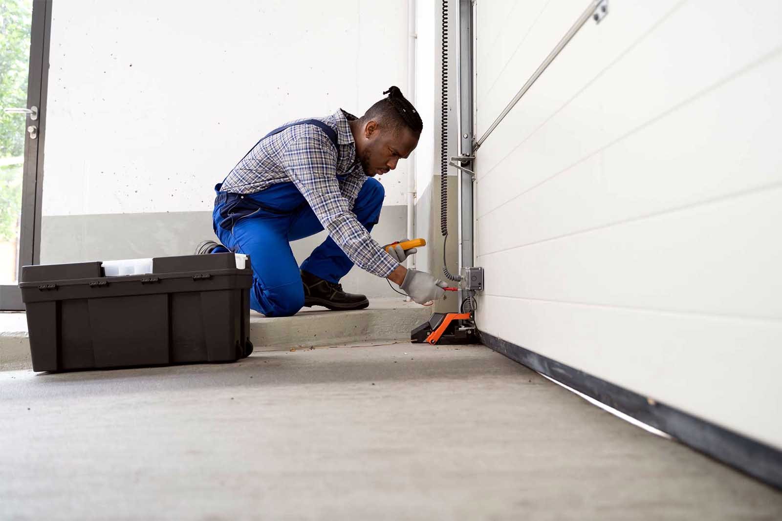 garage-door-repair-2